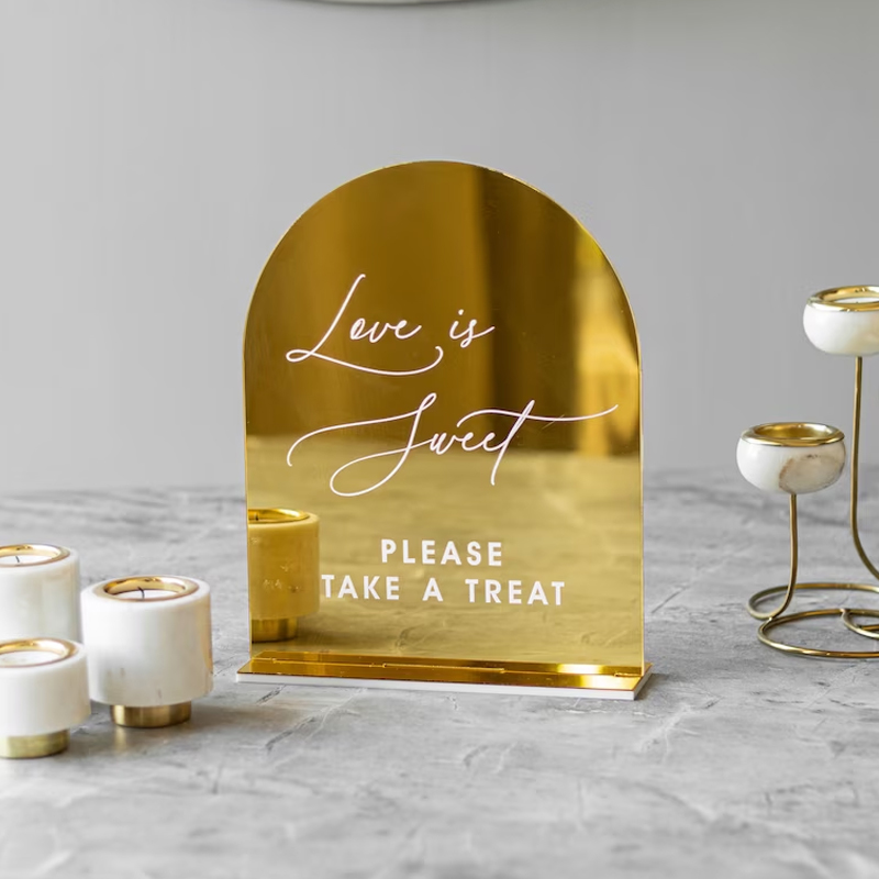 Set Of 4 Wedding Signs,In Lovi - Table Number Gold 评论和价格
